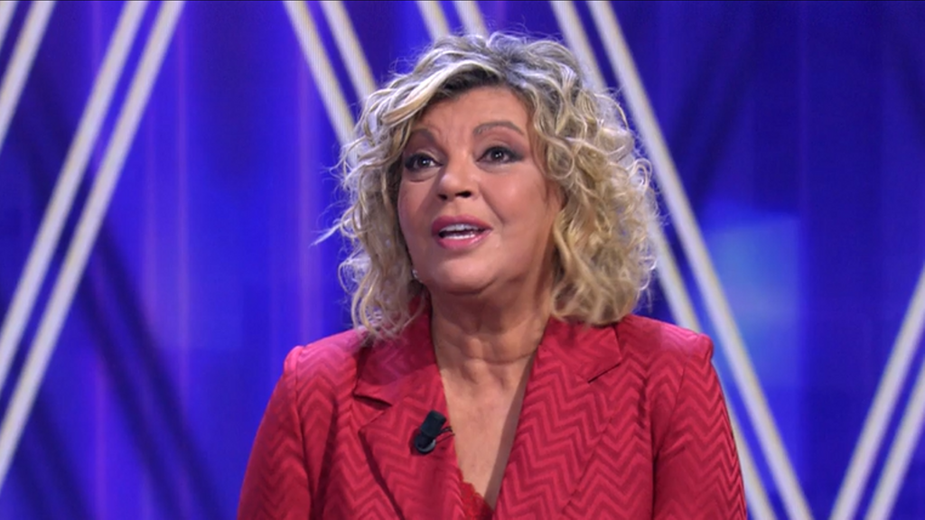 Terelu Campos se emociona al recordar a Rocío Jurado: "Todavía me cuesta ver imágenes de ella" ¡De viernes! Top Vídeos 434