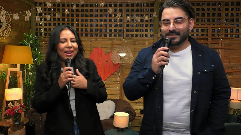 Un soltero afgano alemán y una soltera japo colombiana cantan por Karol G en ‘First Dates’: “No hemos dado una”