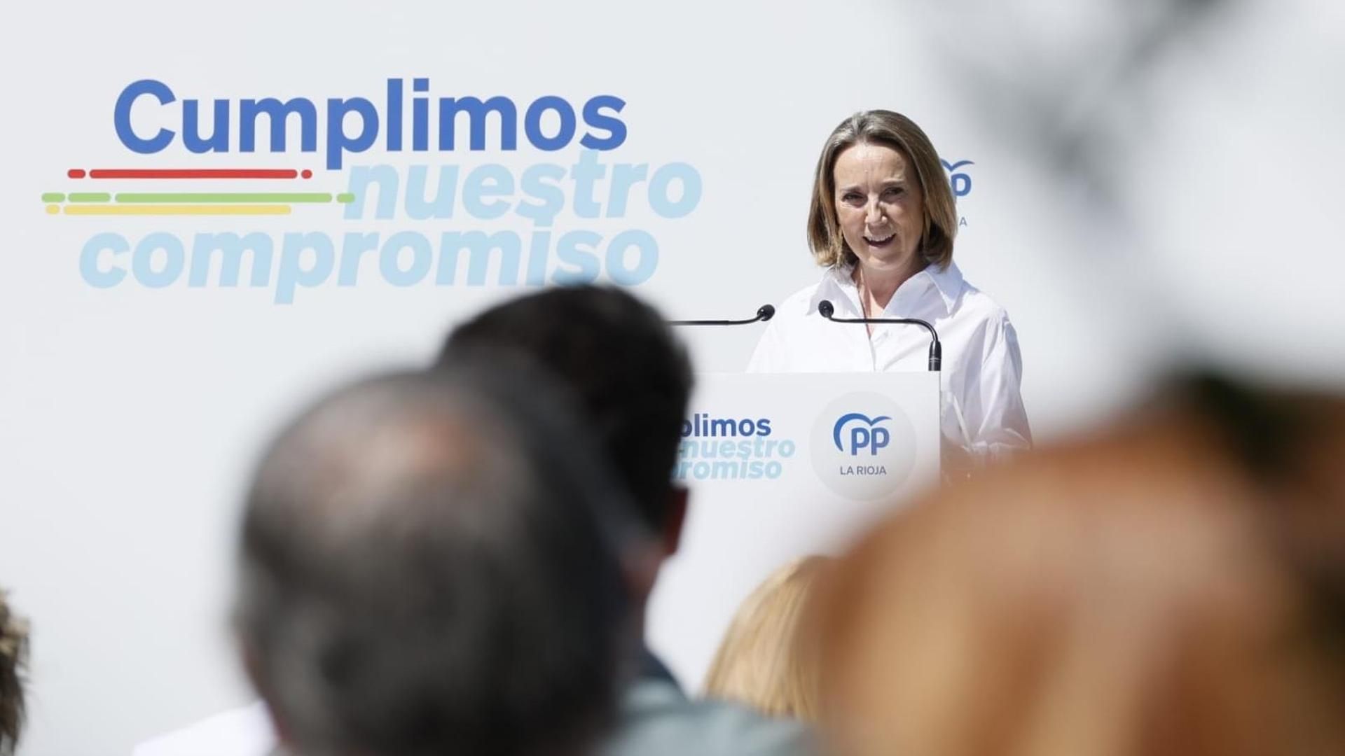 Cuca Gamarra asegura que el "sanchismo" recoge los "siete pecados capitales"