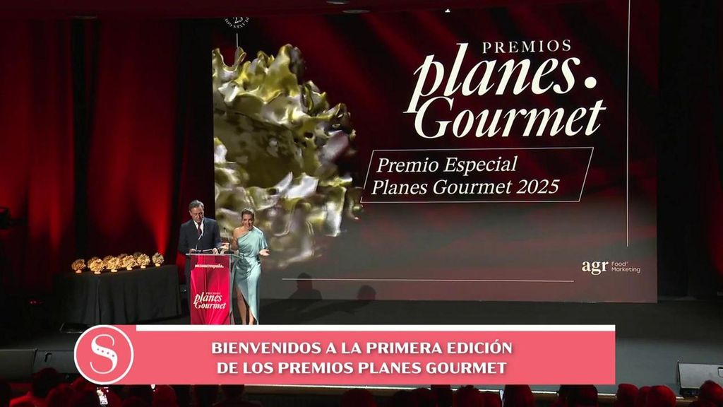 'Socialité' "se cuela" en la I Edición de los Premios Planes Gourmet: "Una noche para comérsela"
