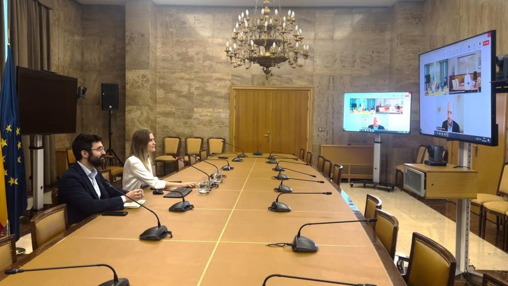 Reunión de la ministra para la Transición Ecológica y el Reto Demográfico, Sara Aagesen, y la ministra portuguesa de Medio Ambiente y Energía, María da Graça Carvalho