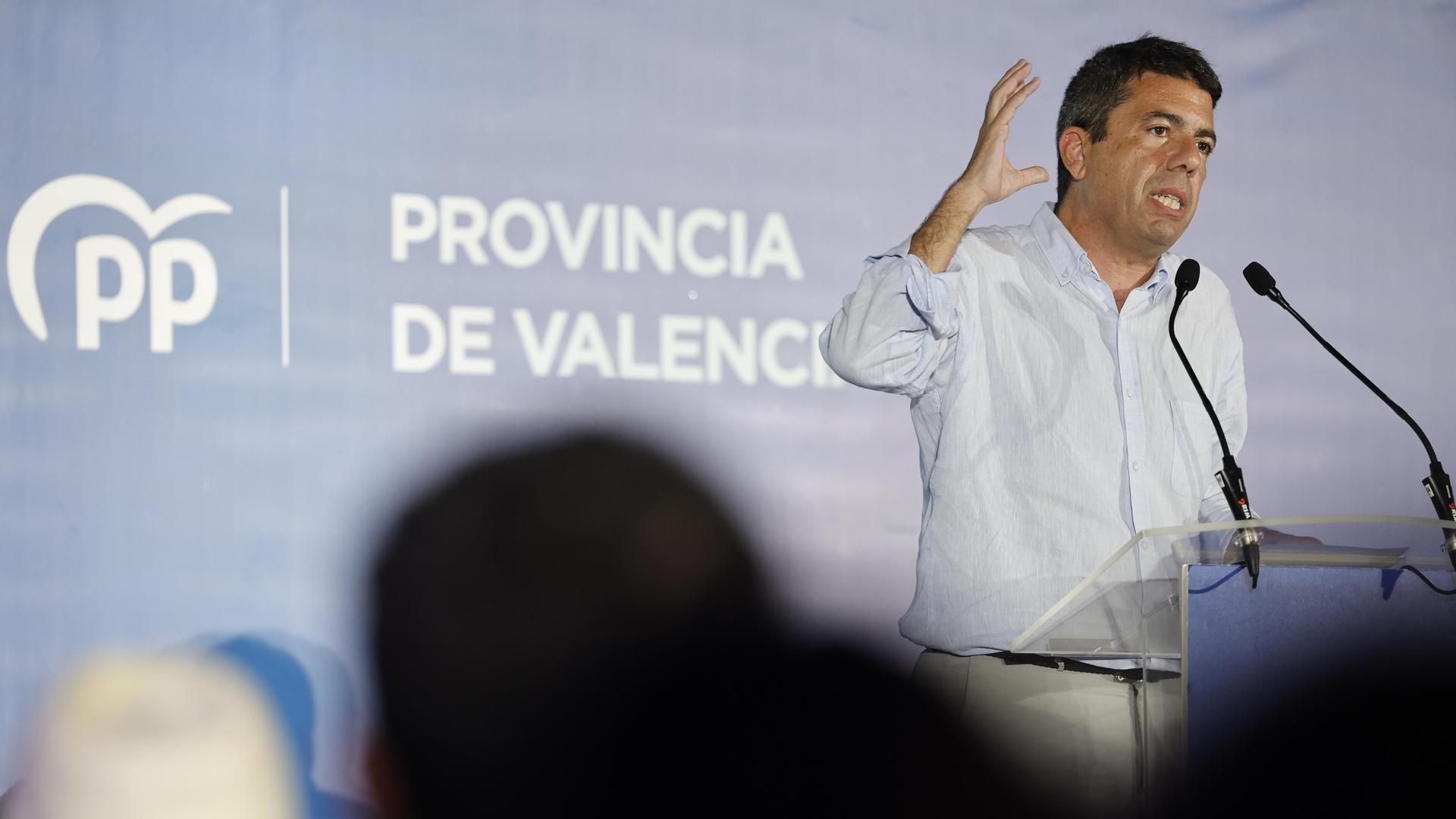 Familiares de una asociación de víctimas de la dana pedirán a Mazón su dimisión en la reunión que le han propuesto