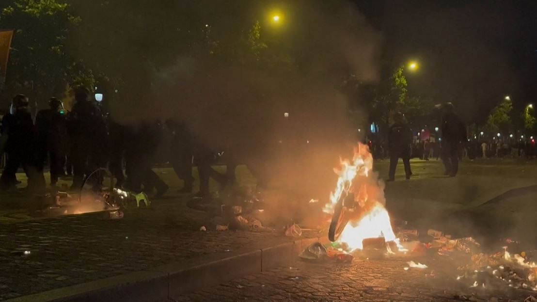 Noche caótica en París tras el triunfo en la Champions
