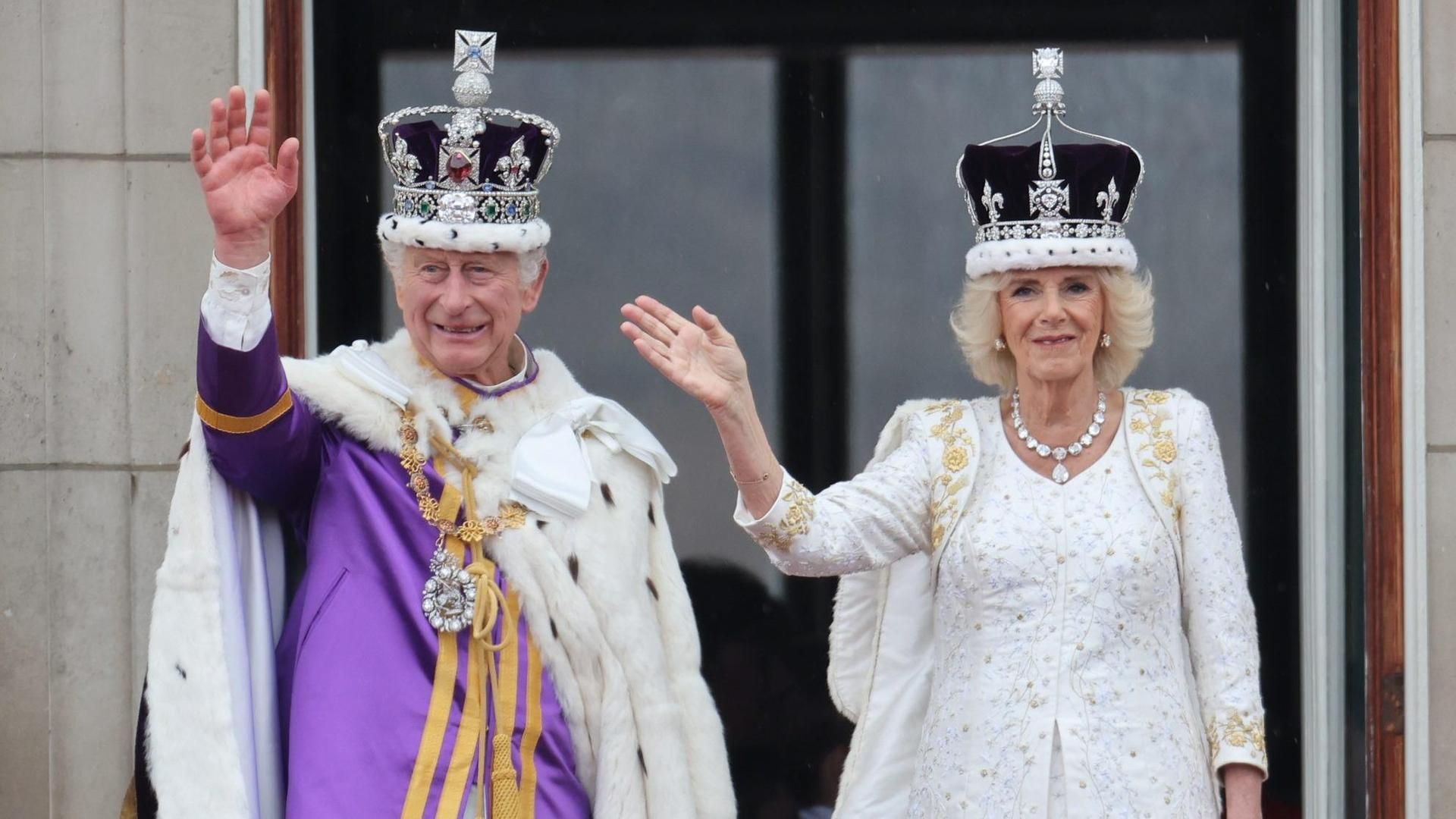 Los reyes Carlos III y Camilla en la coronación.
