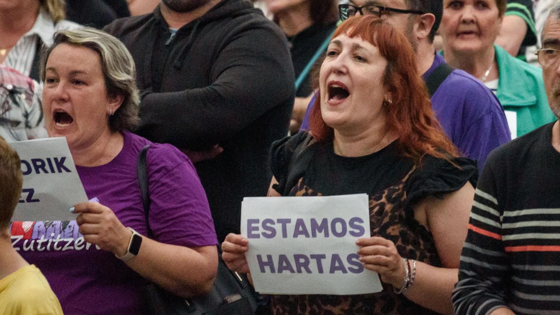 El mensaje de los profesores y los compañeros de instituto de la niña asesinada por su padre en Bilbao: "Eva, nunca te olvidaremos"