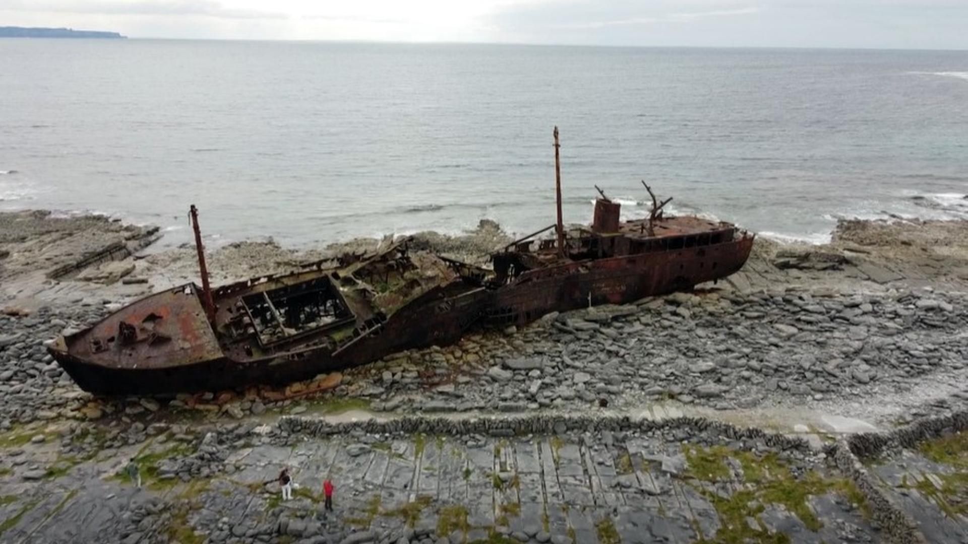 El primer homenaje en España a los náufragos de la Invencible El primer homenaje en España a los náufragos de la Invencible