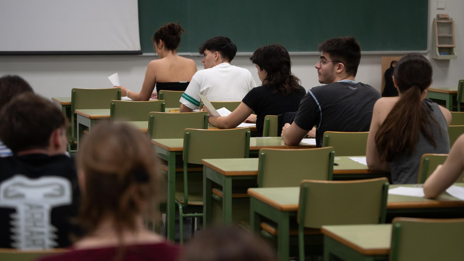 Arranca la PAU 2025: así ha sido el examen de Lengua y Literatura de Andalucía