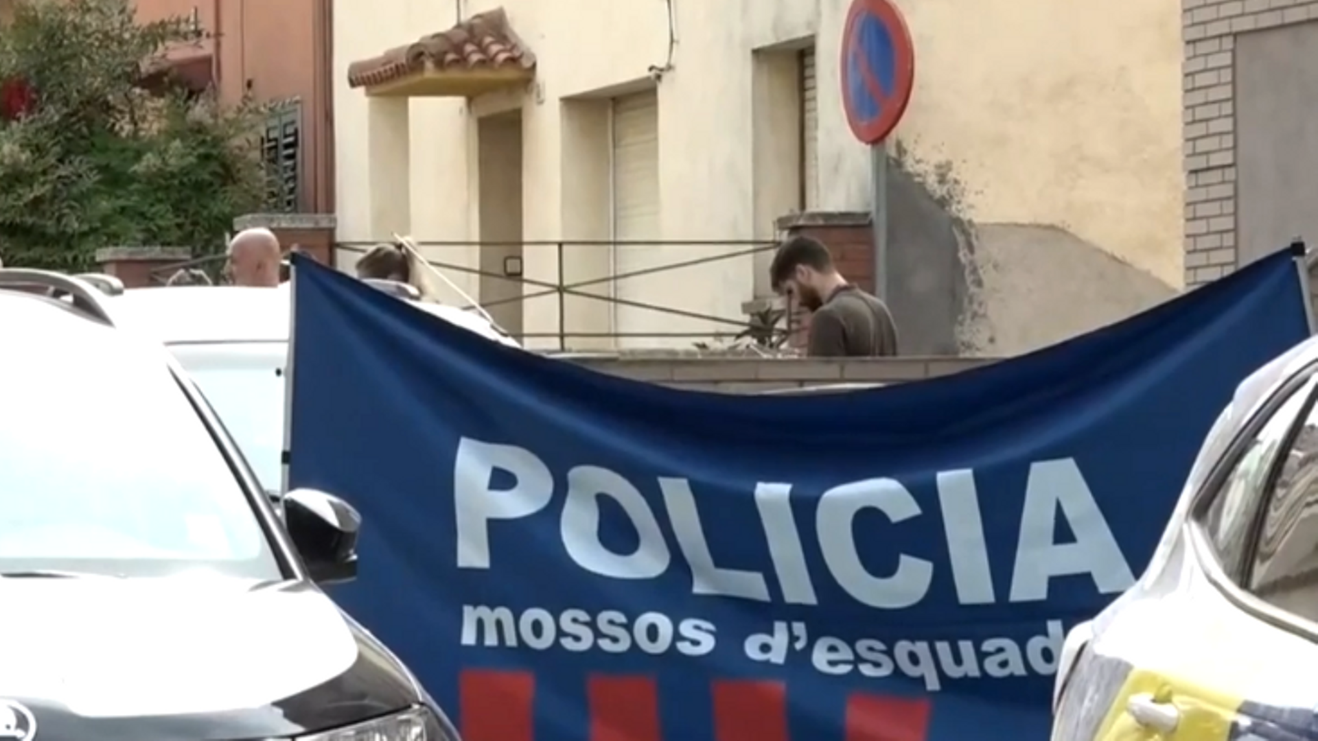 El joven de 22 años asesinado por su padrastro en Barcelona intentó defender a su madre y que el asesino no huyera