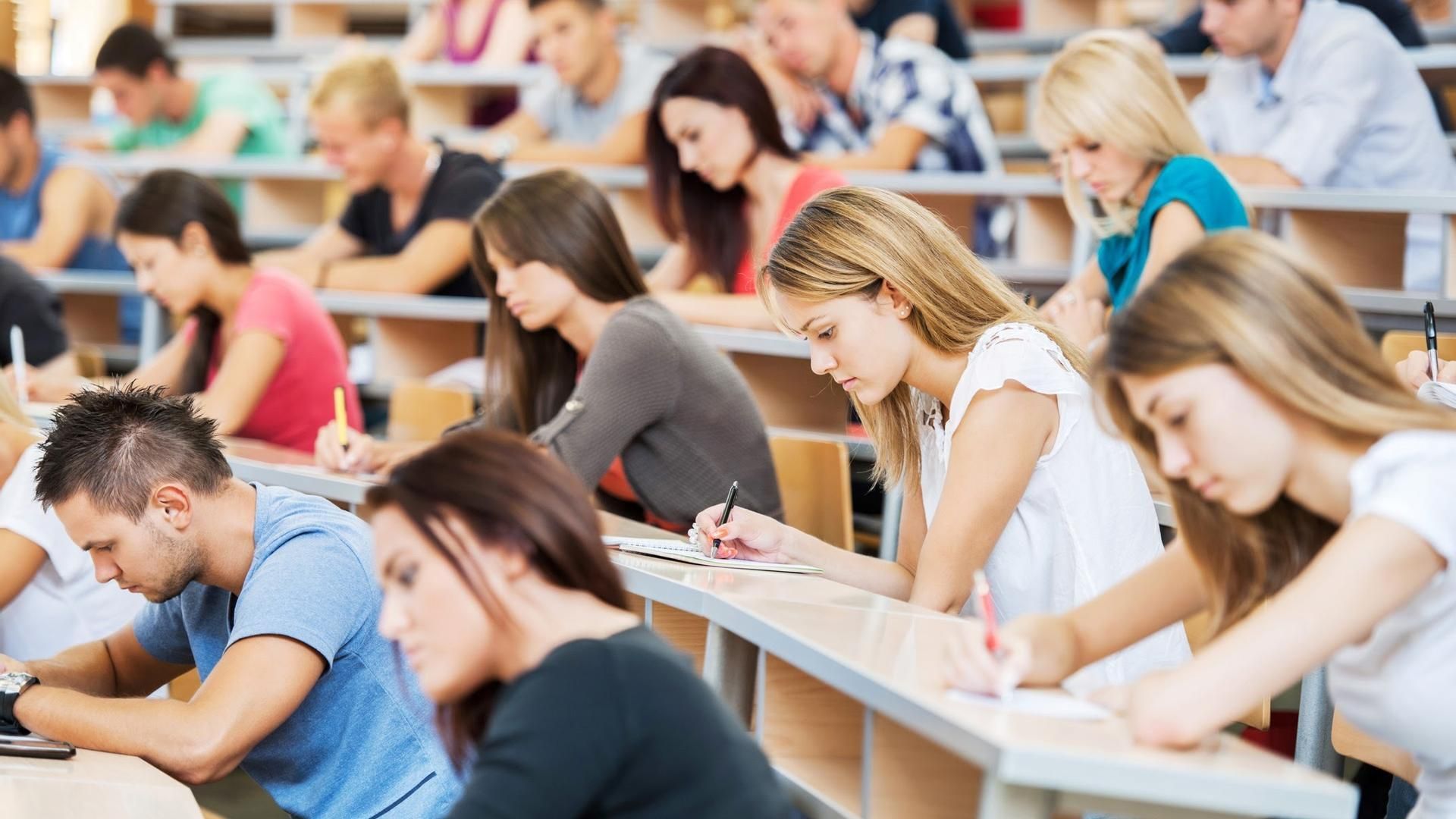 Estudiantes Estudiantes