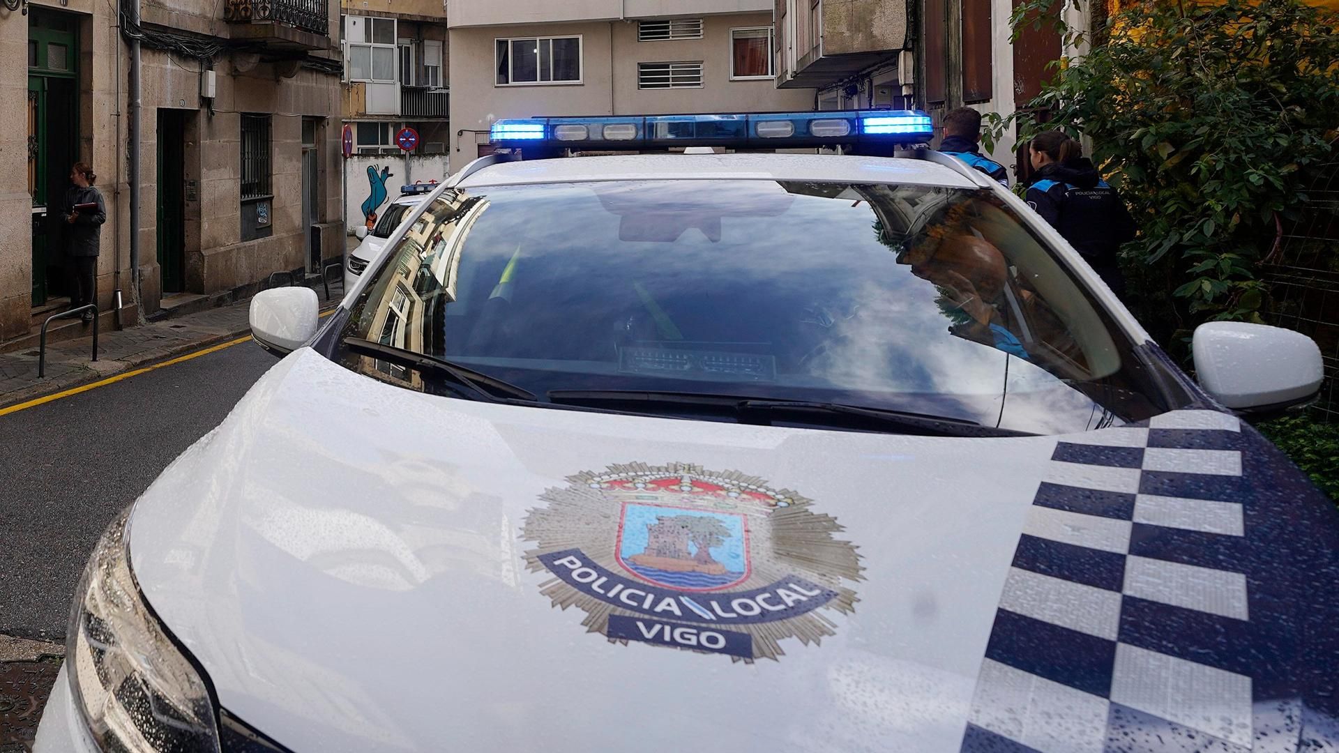 Imagen de archivo de un vehículo oficial de la Policía Local de Vigo, Pontevedra Imagen de archivo de un vehículo oficial de la Policía Local de Vigo, Pontevedra