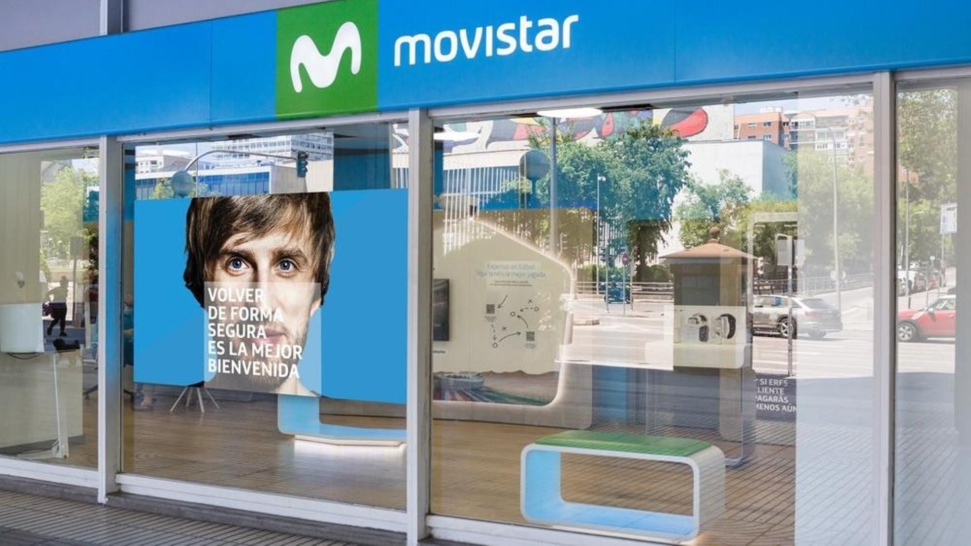 Telefónica investiga un 'hackeo' en Movistar: se habría tenido acceso a 22 millones de registros de clientes