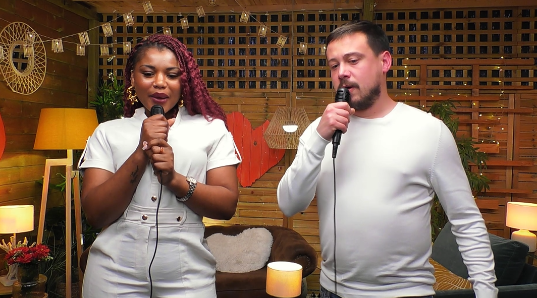 Una soltera de 'First Dates' despierta la curiosidad de Carlos Sobera con  un afrodisiaco africano