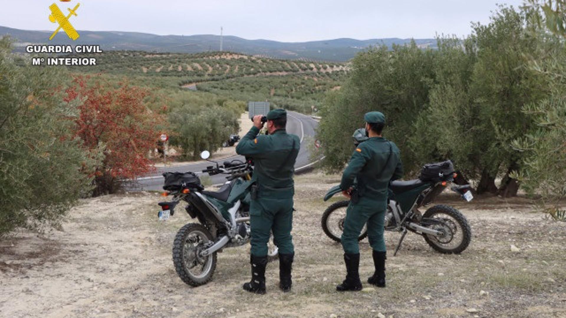 Imagen de archivo agentes de la Guardia Civil