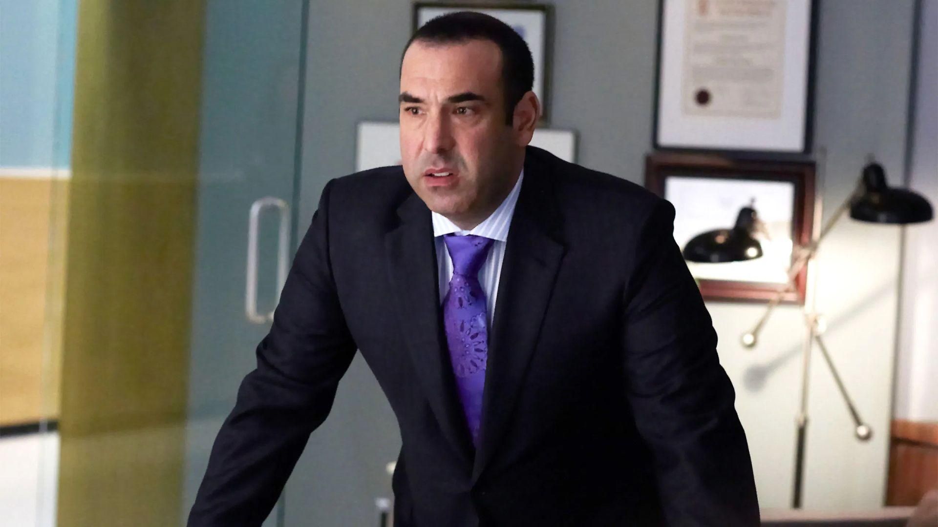Ángulo muerto Suits: La clave del éxito Temporada 2 Capítulo 24