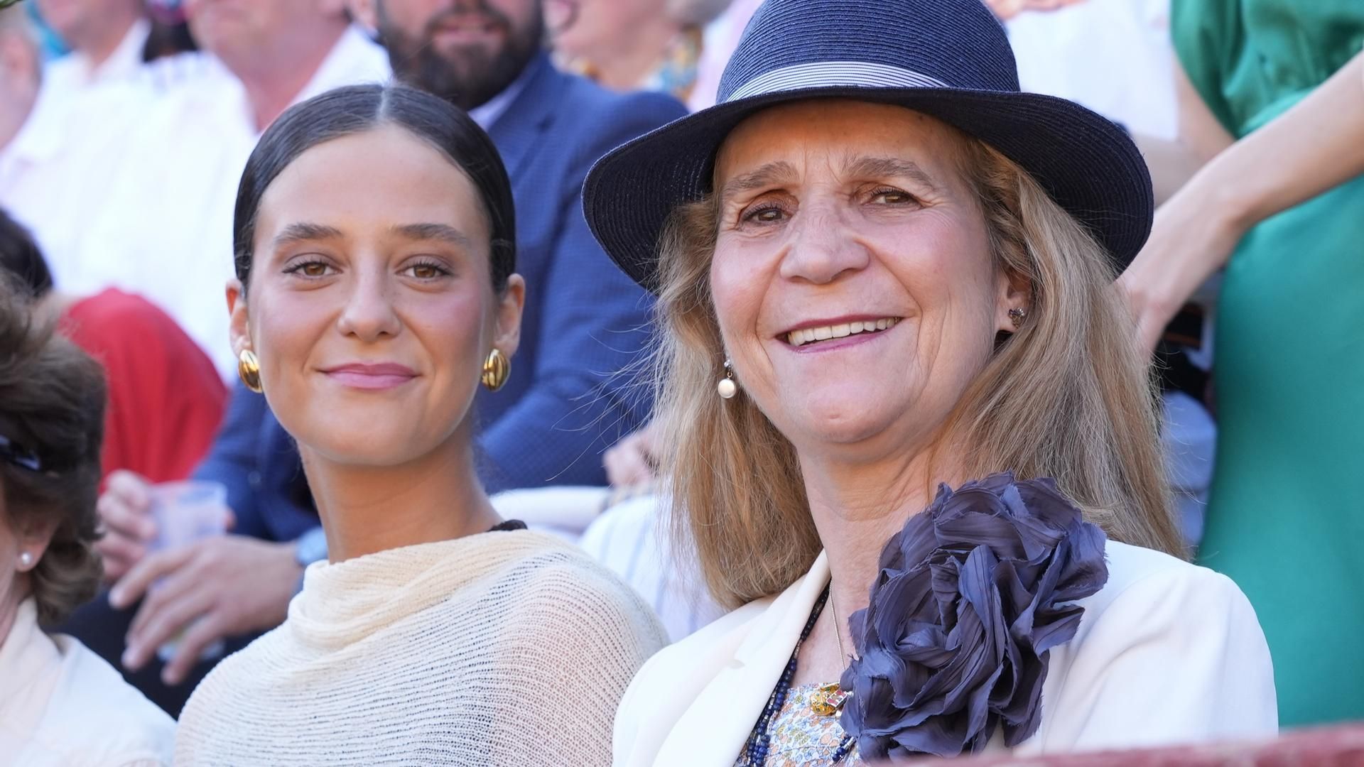 Victoria Federica, con su madre, la infanta Elena
