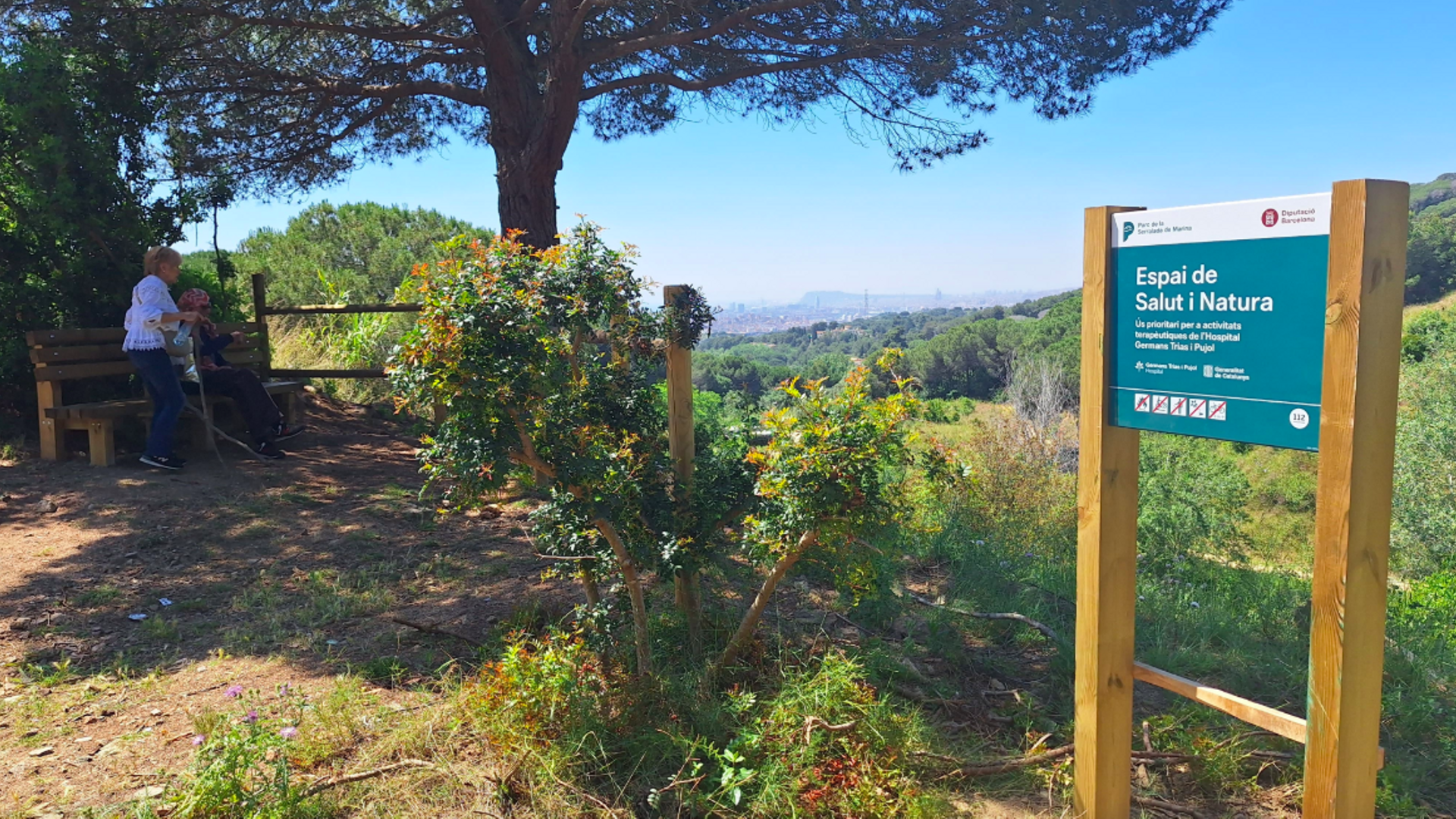Pacientes de un hospital catalán realizan salidas terapéuticas a un espacio de salud y naturaleza