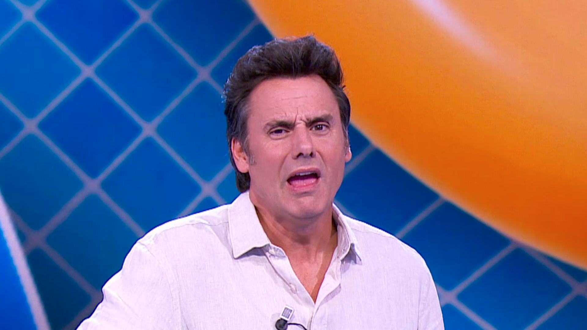 El guiño de Ion Aramendi tras la respuesta desconcertante de un concursante: "Ya está el físico con sus palabrejas"