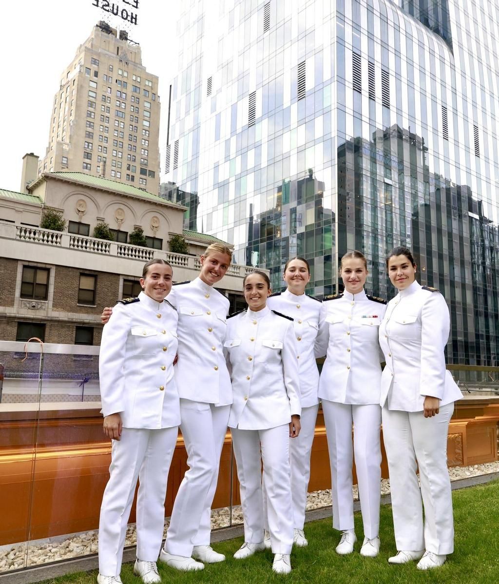 Leonor y sus compañeras