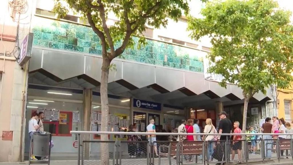 Cierran una escuela de Barcelona por una deuda de 110.000 euros con los propietarios del edificio