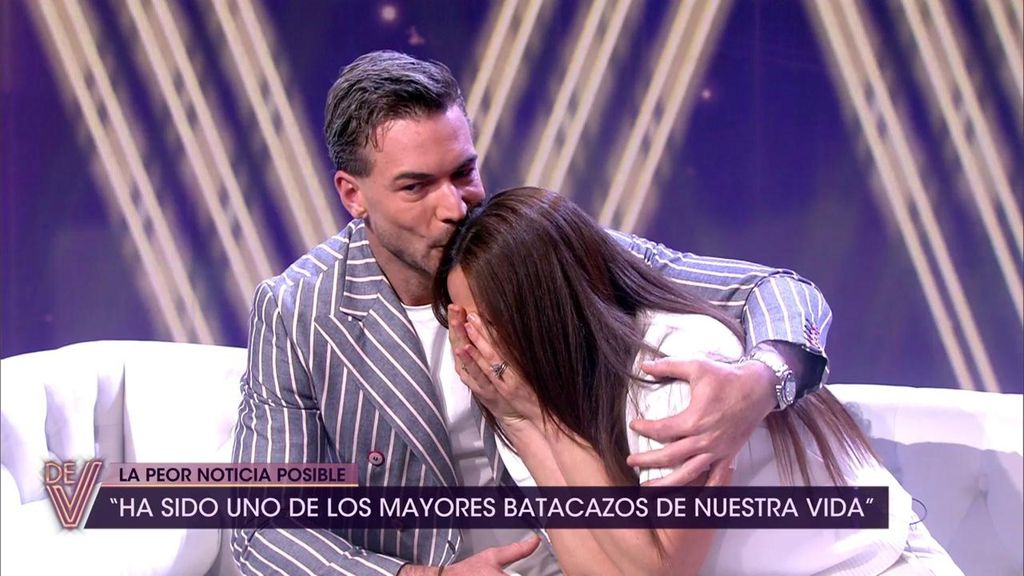 Marta Peñate llora desconsolada al hablar de su aborto: "Me arrepiento de haberlo contado" ¡De viernes! Top Vídeos 483