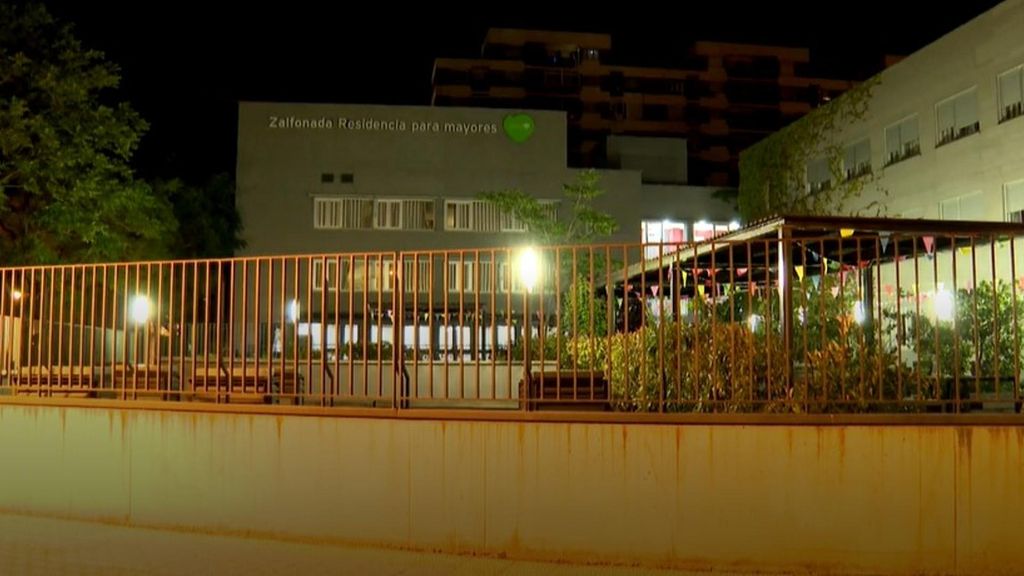 Un incendio en una residencia de Zaragoza deja un muerto y una veintena de heridos