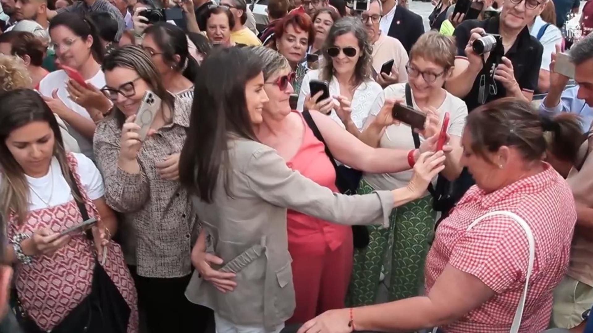 El gesto de la reina Letizia en La Palma que sorprendió a los ciudadanos