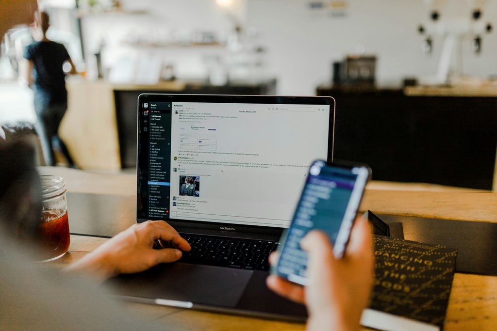 contaminacion electromagnetica wifi unsplash