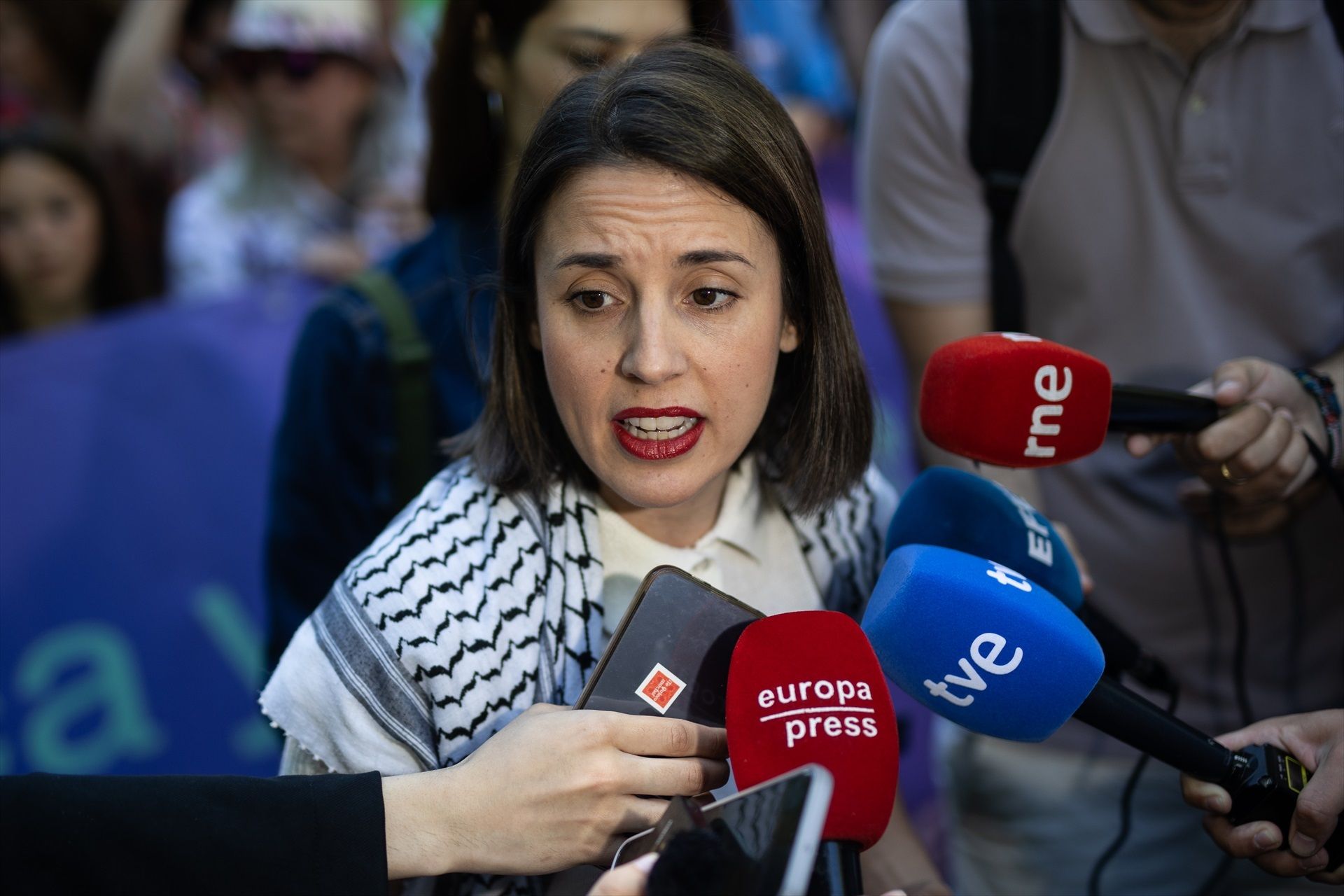 Irene Montero: "Sentar en el banquillo al fiscal general responde a que hay golpistas" en el ámbito judicial