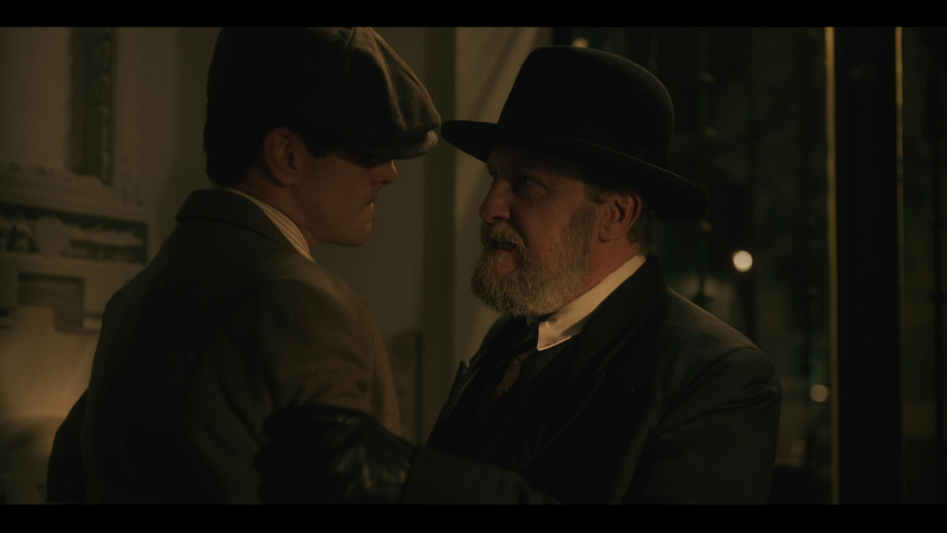 La tensa conversación entre Julio y Don César