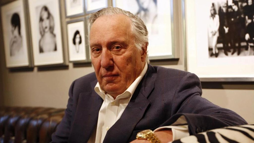 Muere el escritor Frederick Forsyth, autor de 'El día del Chacal', a los 86 años