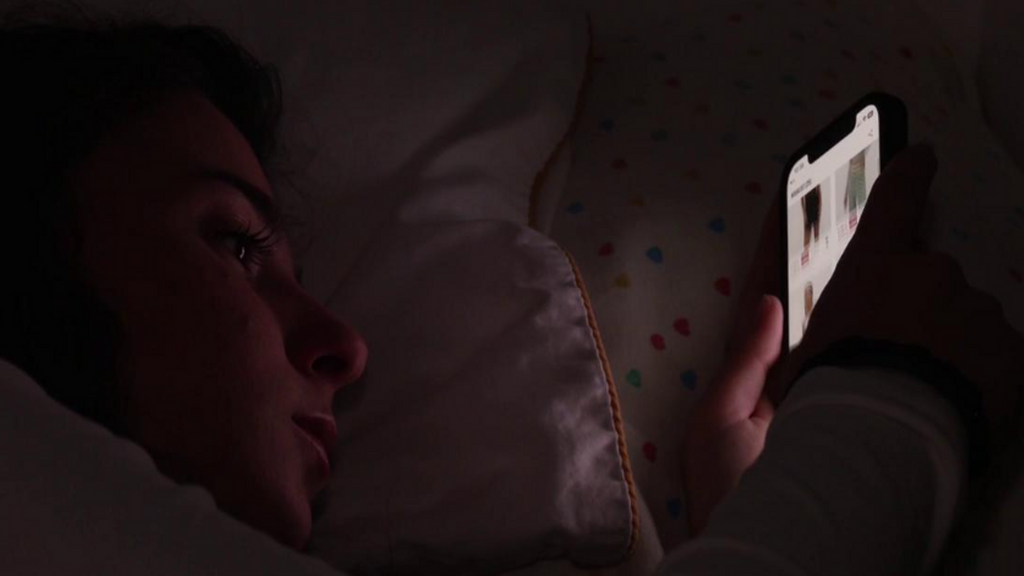 La importancia de dormir bien para nuestra salud: el 17% de los niños españoles va a clase con sueño