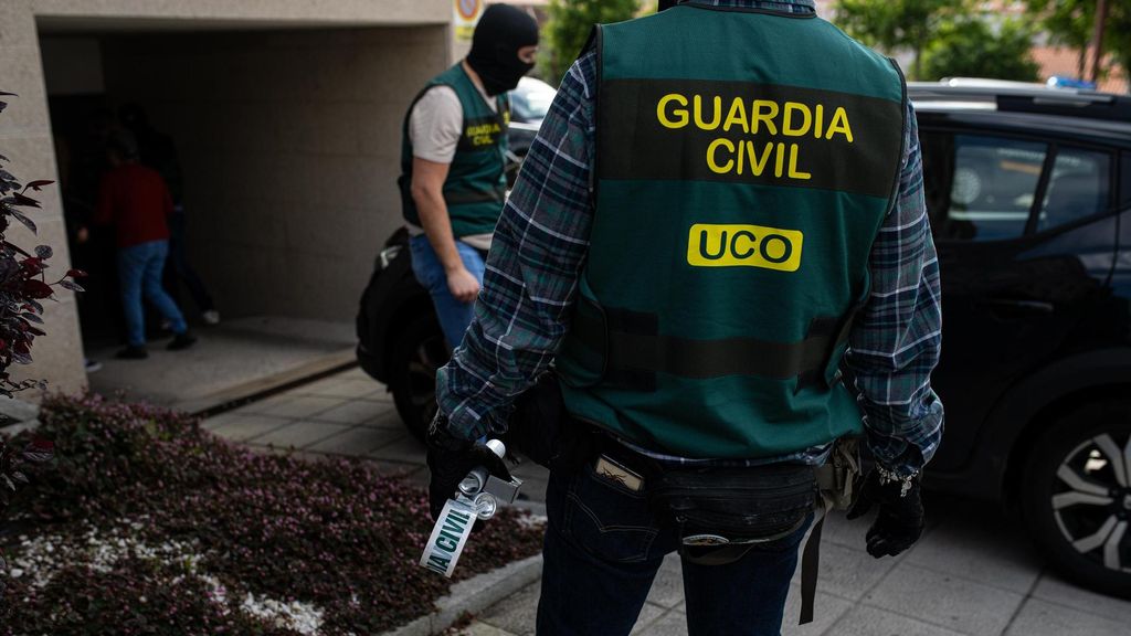 Agentes de la UCO en una imagen de archivo