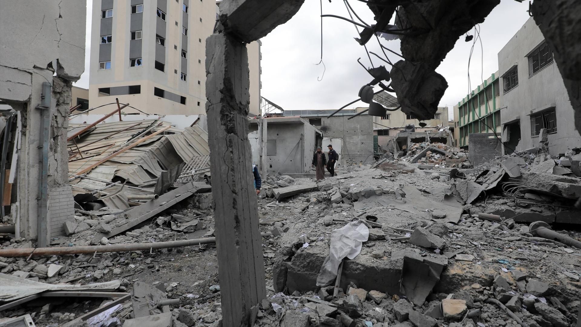 Al menos ocho muertos en un ataque israelí contra el edificio de la oficina de Médicos del Mundo en Gaza