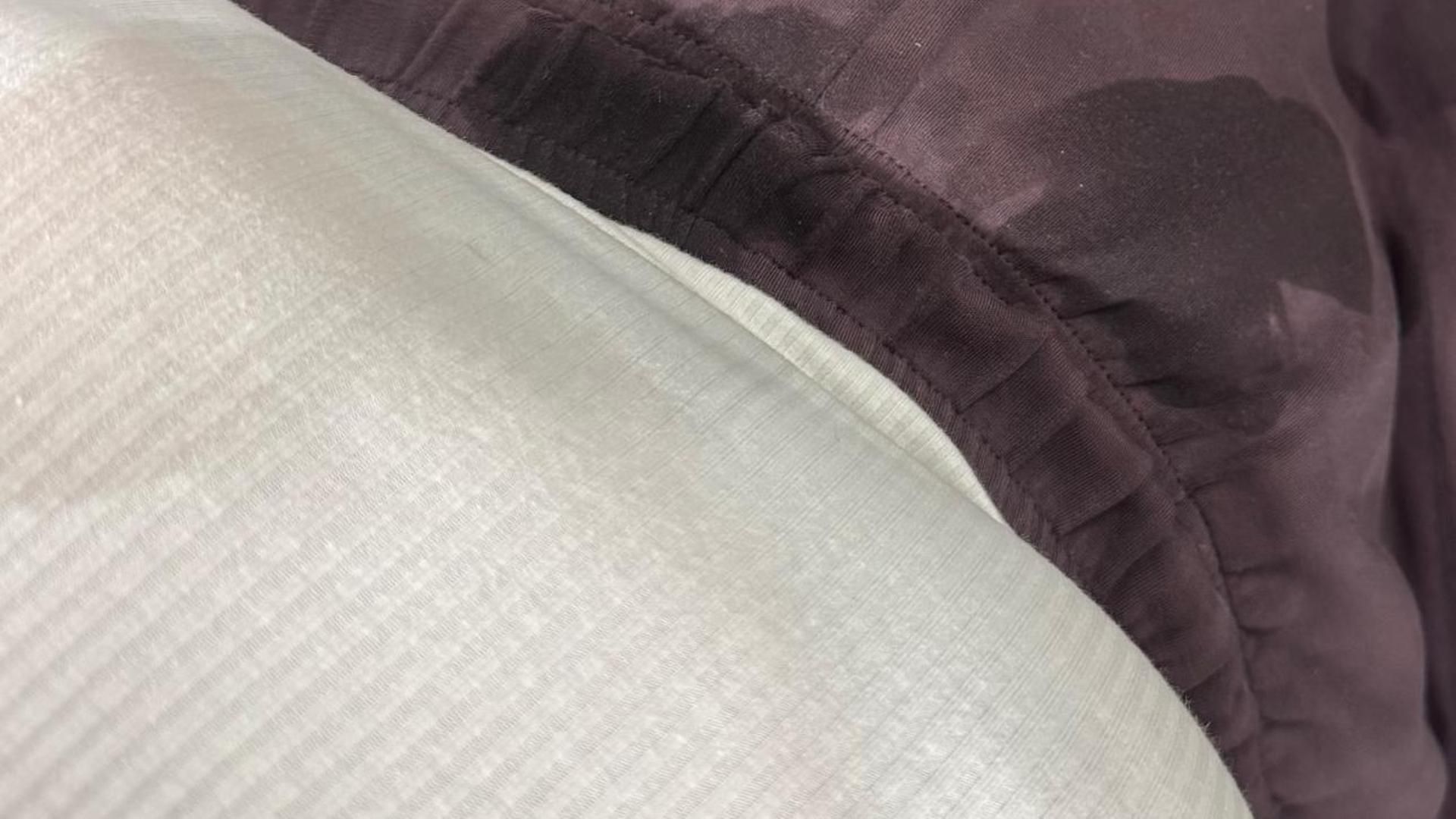 Anabel Pantoja sufre un percance mientras viaja con su hija