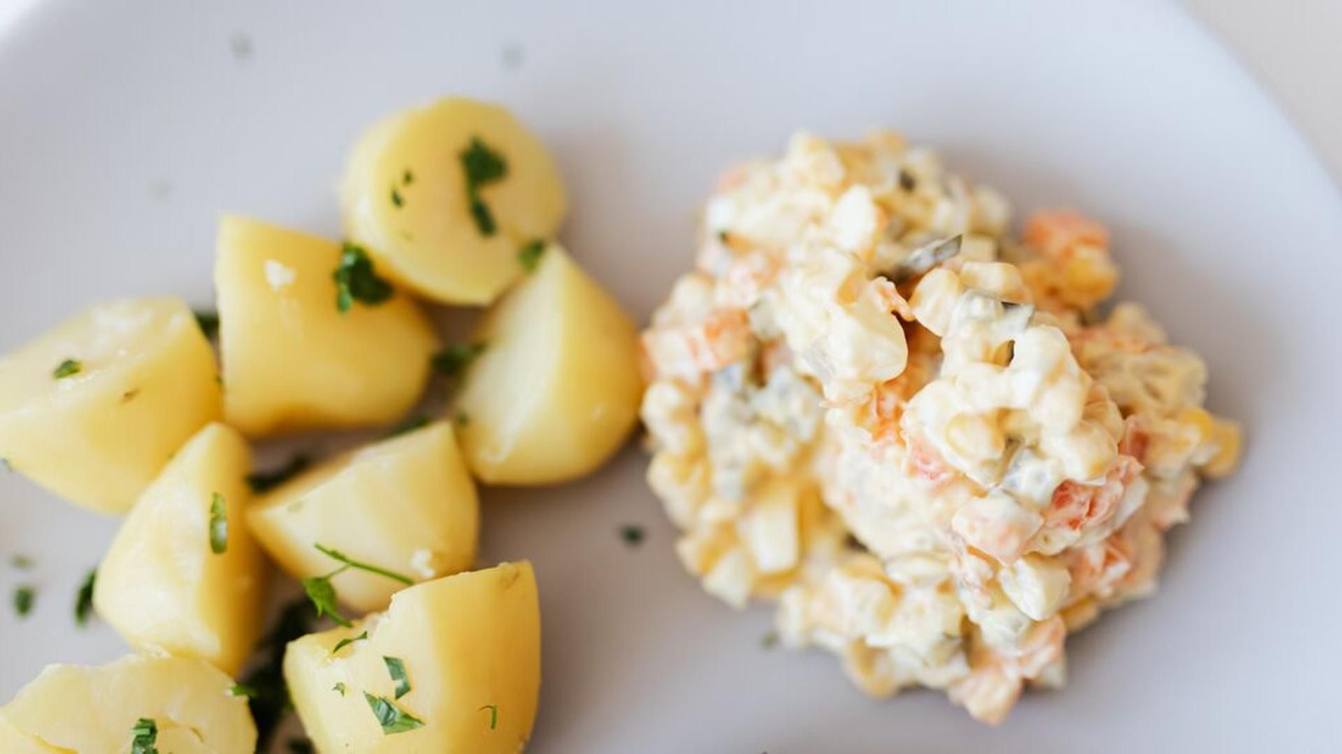 ¿Dónde se inventó realmente la ensaladilla rusa y por qué se llamó así? ¿Dónde se inventó realmente la ensaladilla rusa y por qué se llamó así?