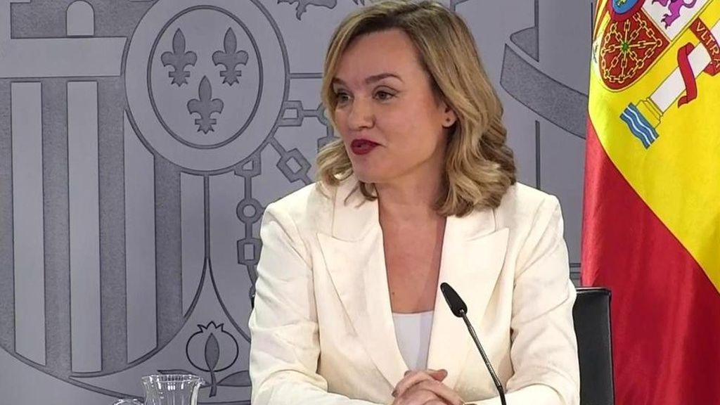 El titubeo de Pilar Alegría para medir sus palabras al hablar del caso del fiscal general del Estado