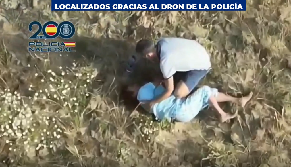 Encuentran a una pareja de ancianos con alzhéimer desaparecidos en Leganés, Madrid: las imágenes de un dron, claves para localizar a la mujer