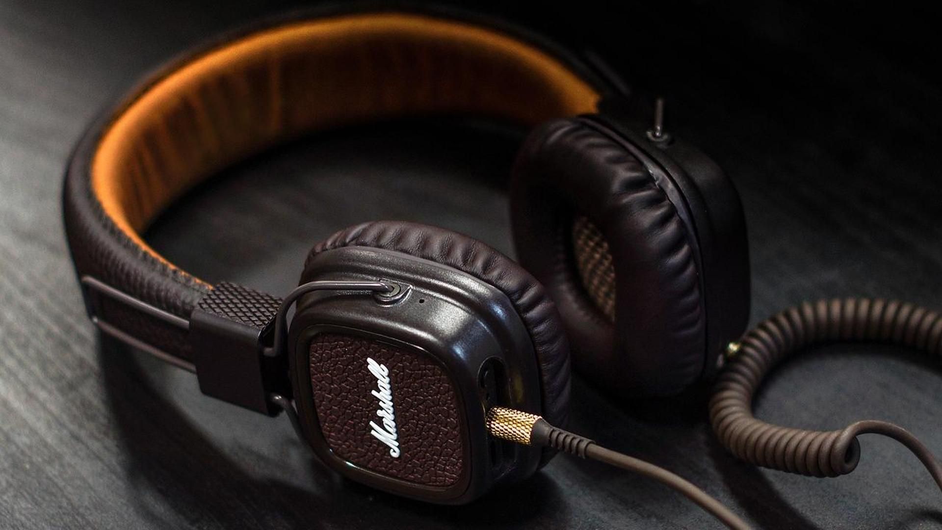 Unos auriculares