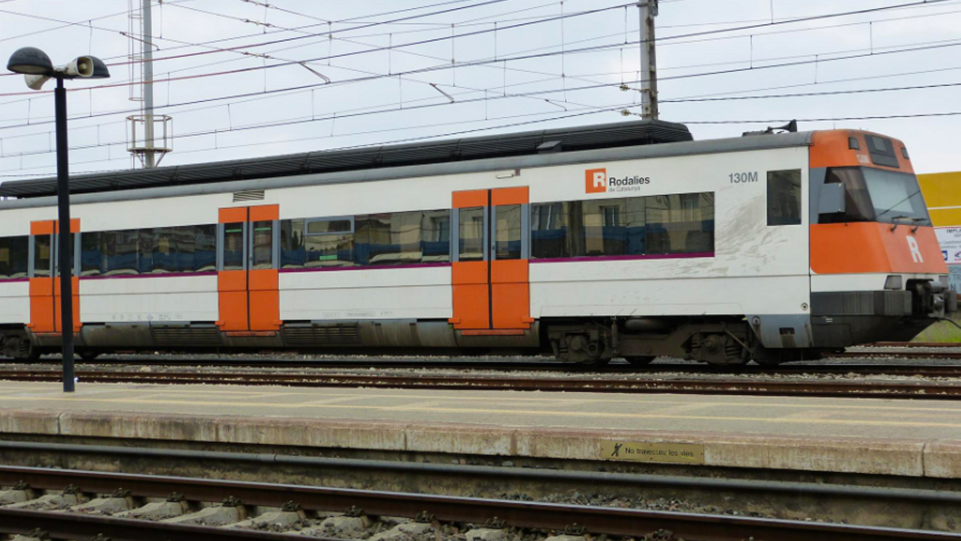 Archivo - Un tren de Rodalies