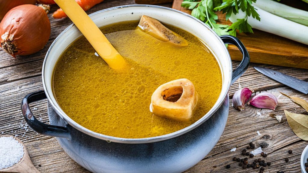 Caldo de huesos