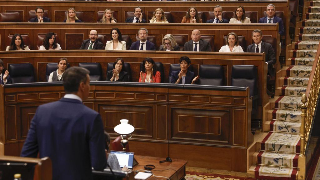 El presidente del Gobierno, Pedro Sánchez, durante su intervención en la sesión de control al Ejecutivo este miércoles en el Congreso.