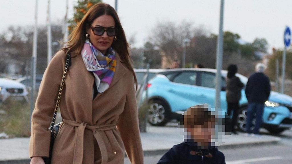 La reacción del hijo de Eva González al saber que su madre ha sido nombrada Mujer del año