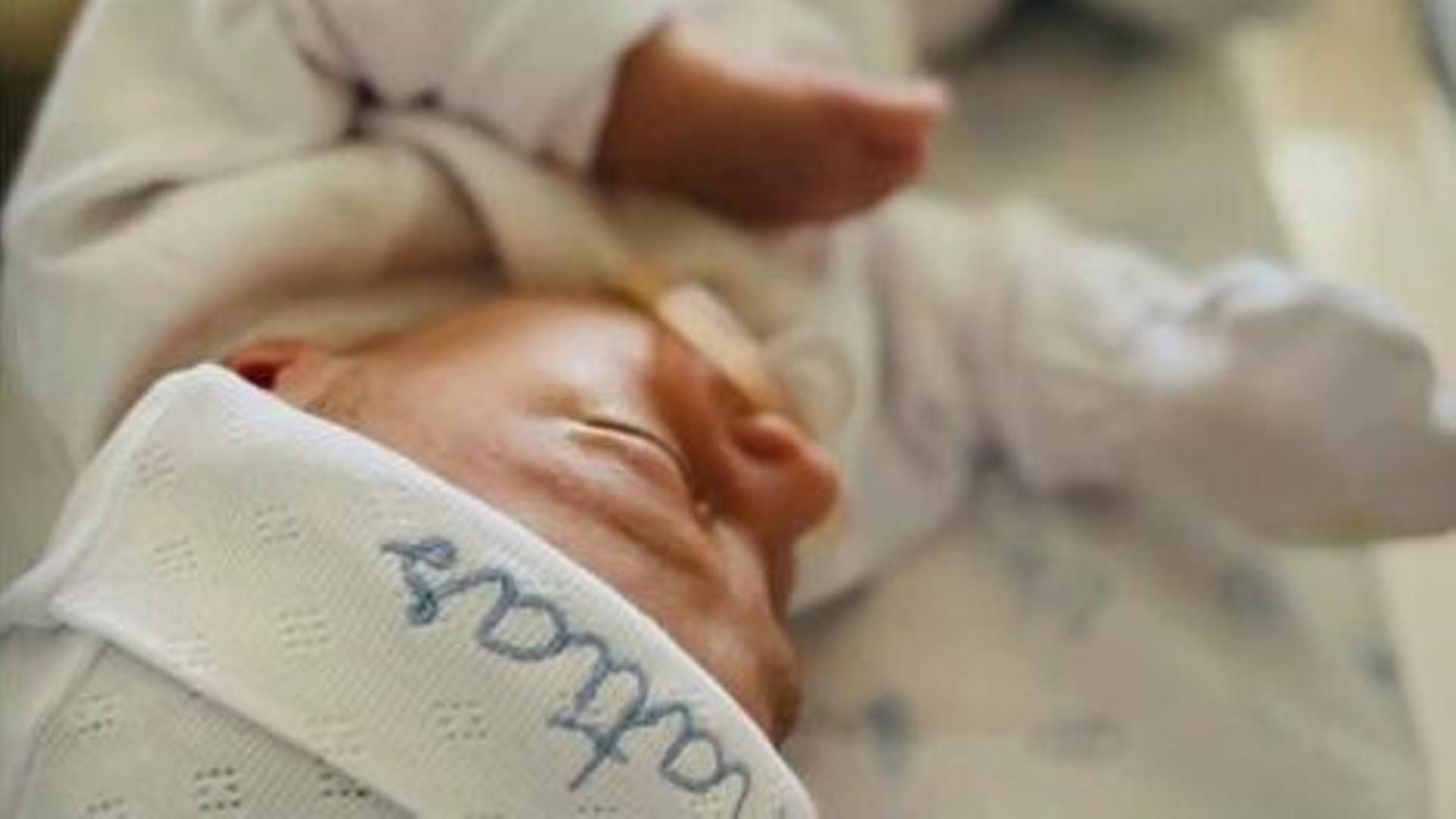 Nace Matías Prats, hijo de Claudia Collado y Matías Prats Jr.