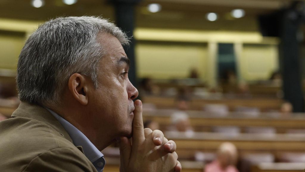 Santos Cerdán dimite como secretario de Organización del PSOE y deja su acta de diputado tras publicarse el informe de la UCO