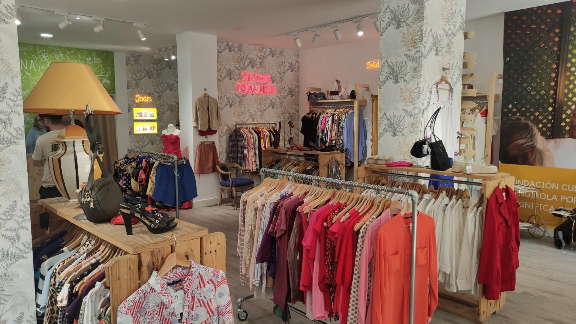 Tienda de ropa de Cudeca en Málaga