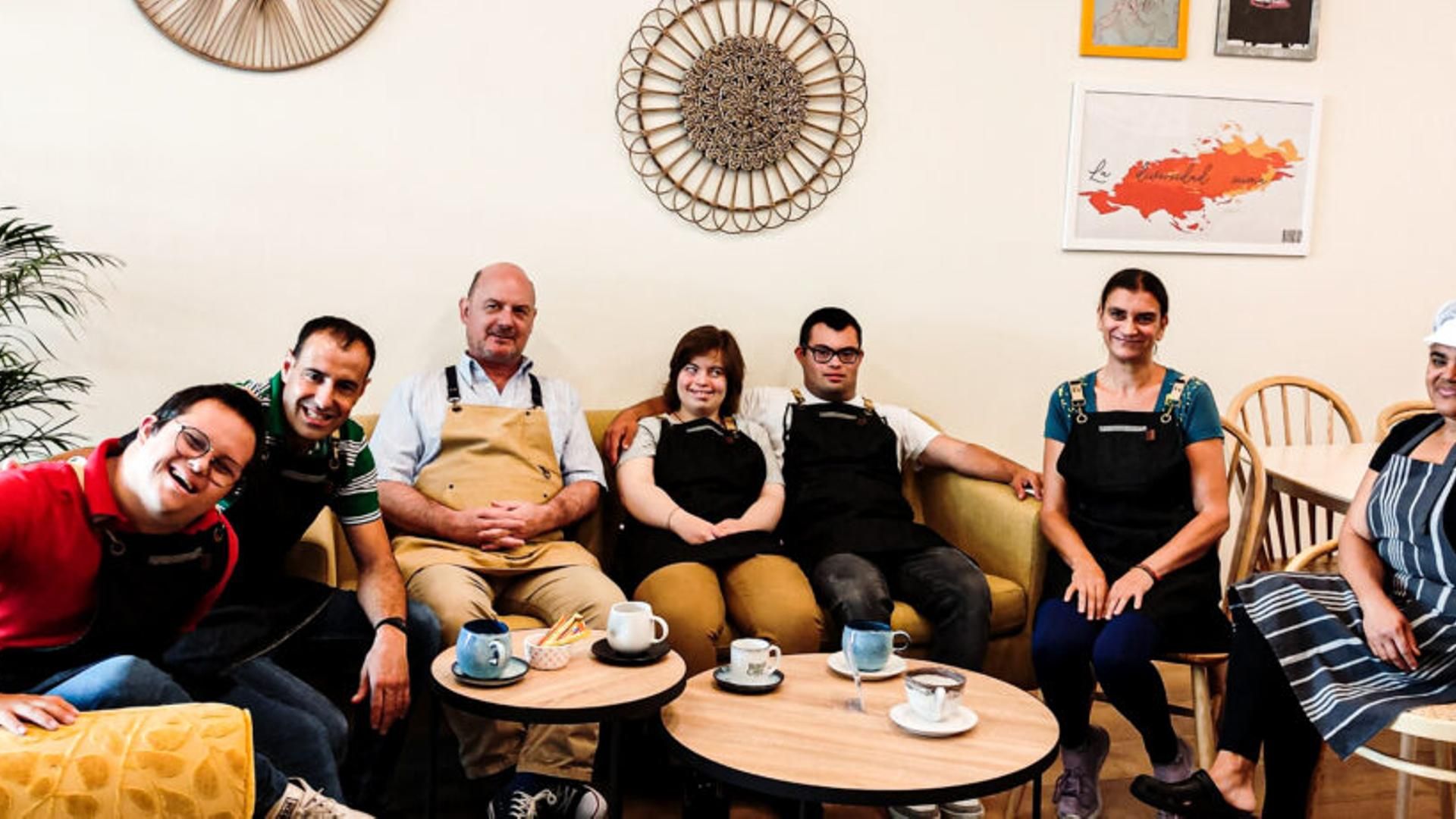 Diversum, la primera cafetería inclusiva de Vigo, obligada a cerrar por falta de ayudas