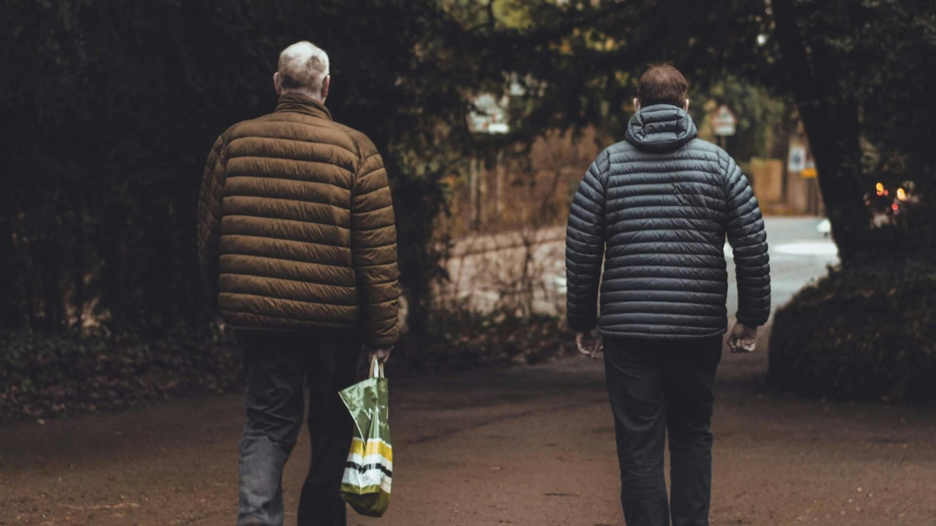 isaac tallack r3Po5XvmDdw unsplash