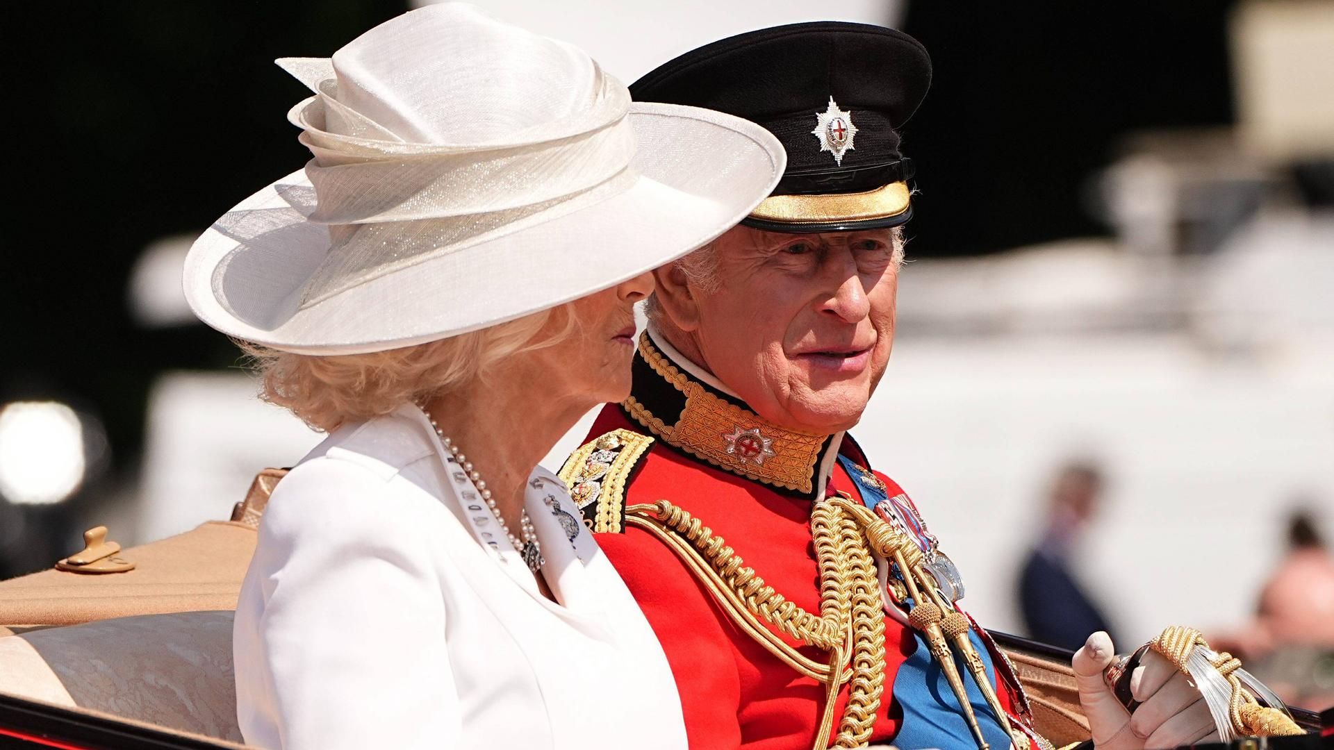 Carlos III y Camila en el Trooping the Colour 2025