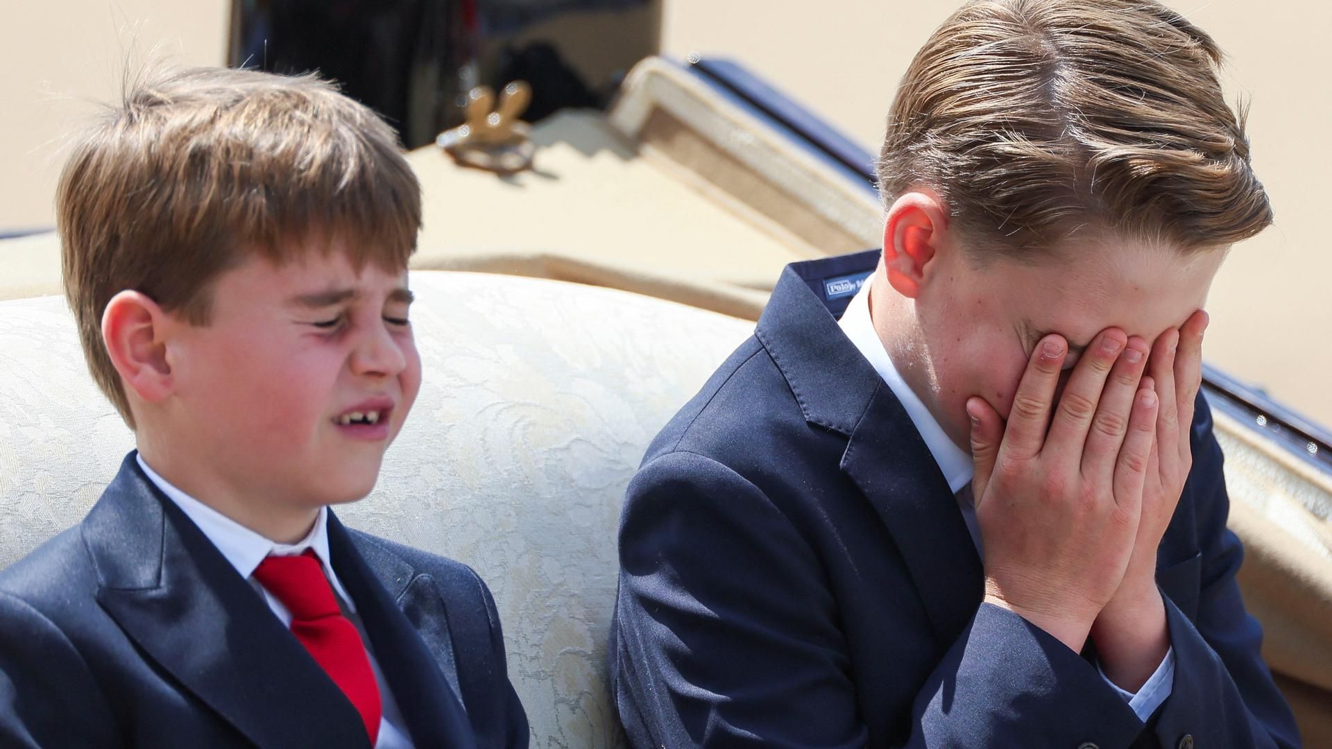 Los hijos de los príncipes de Gales, en una simpática imagen