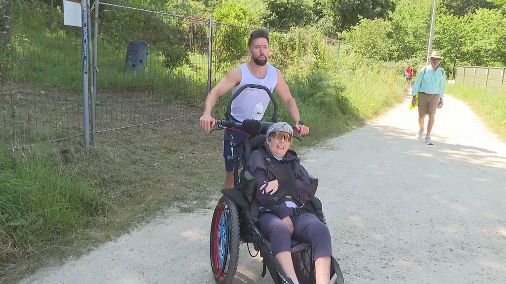 El reto de Eric y Silvia: madre e hijo cumplen su sueño de hacer el Camino de Santiago